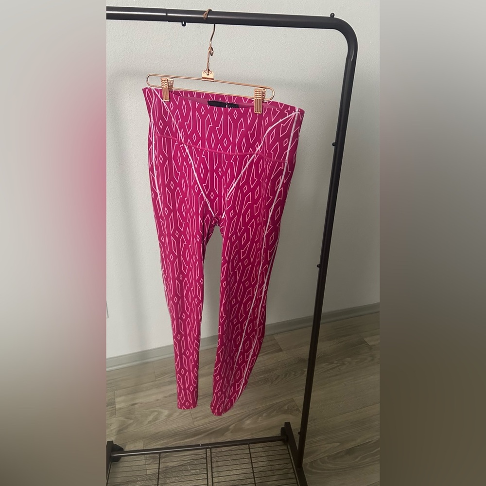 Adidas x Ivy Park Pink Monogram Tights - Picture 5 of 9